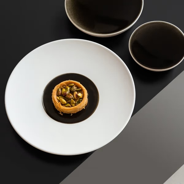 Hering Berlin, Obsidian, Gourmet plate