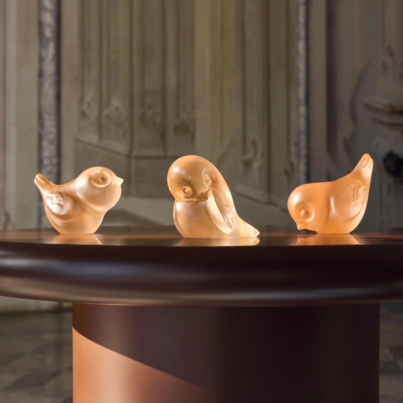 Lalique, Air Piou-Piou, Bird sculpture, wing up, coral