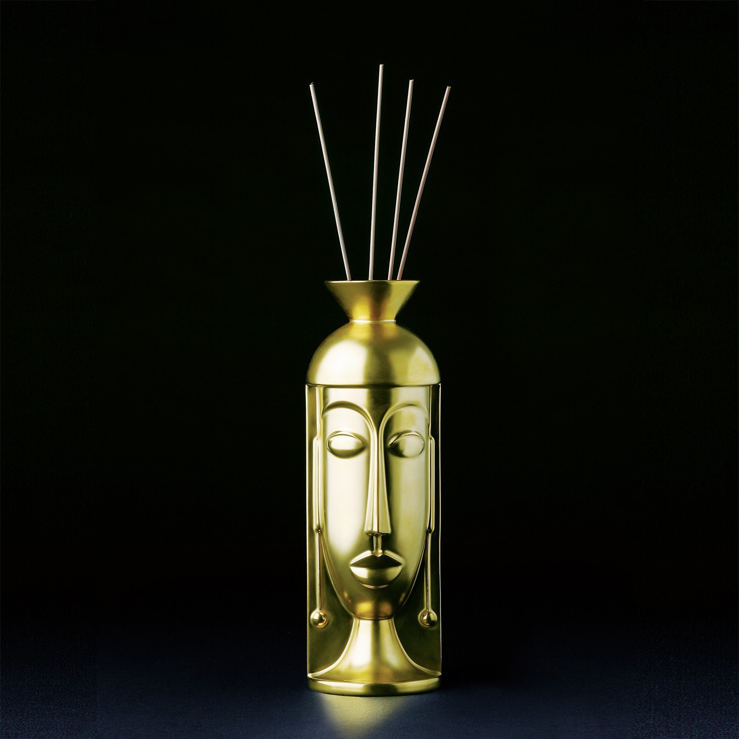 Sieger by Fürstenberg, Objects to a Muse, Scent of a Muse vaporizer for room fragrance