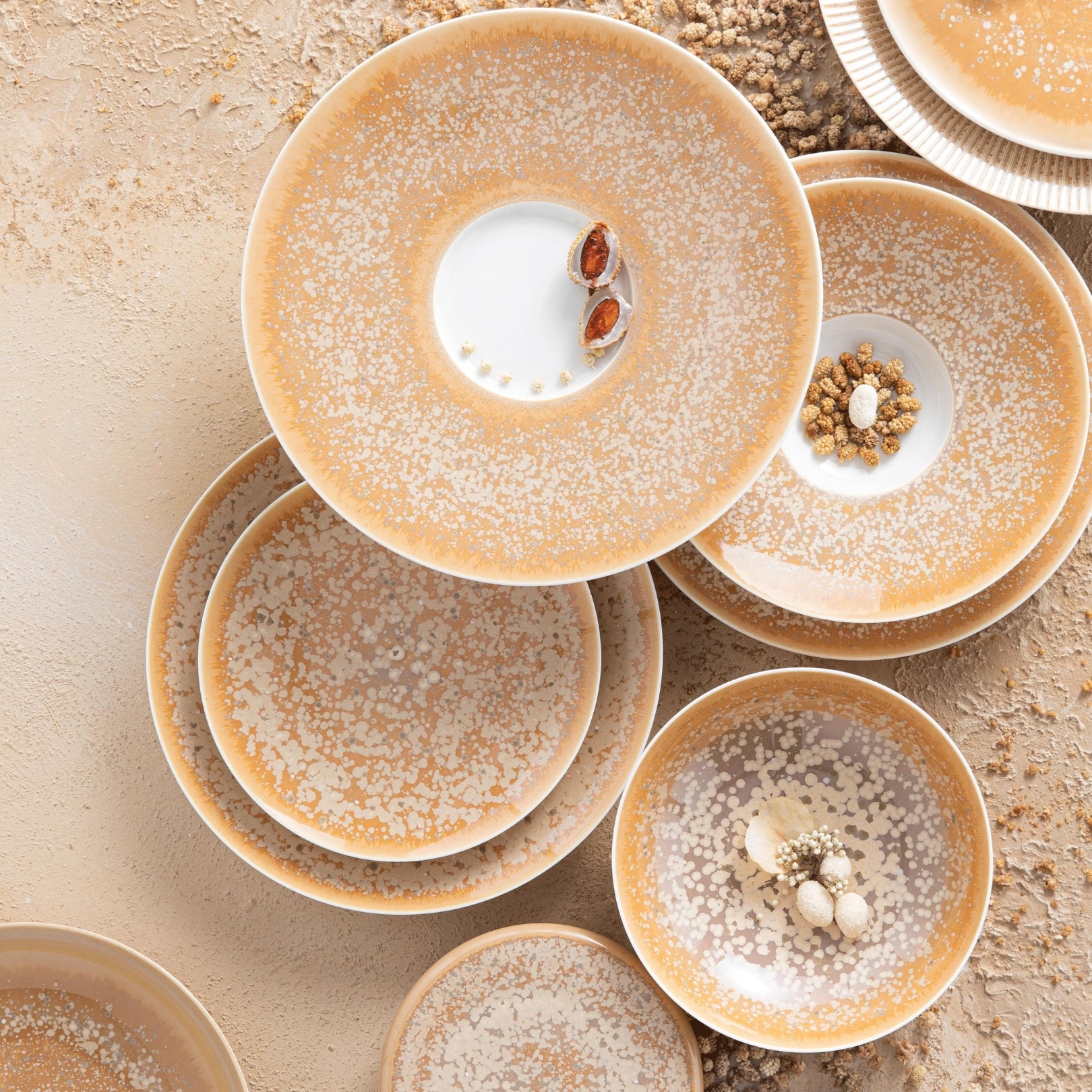 Jaune de Chrome, Song Ocre, Bread and butter plate