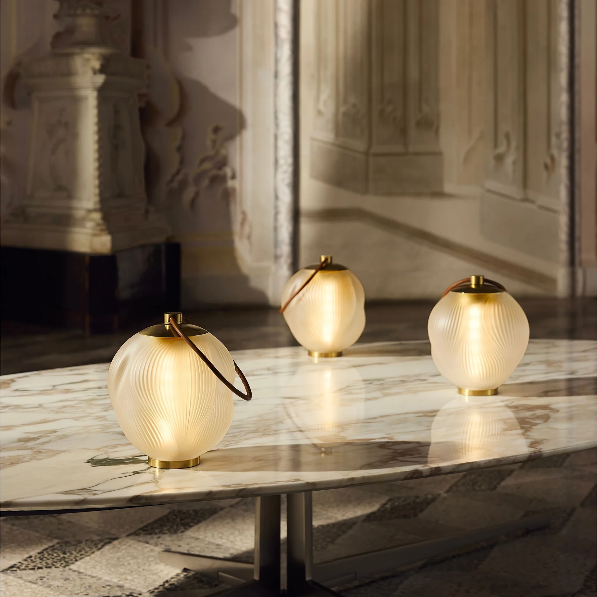 Lalique, Air Alizé Light, Portable lamp