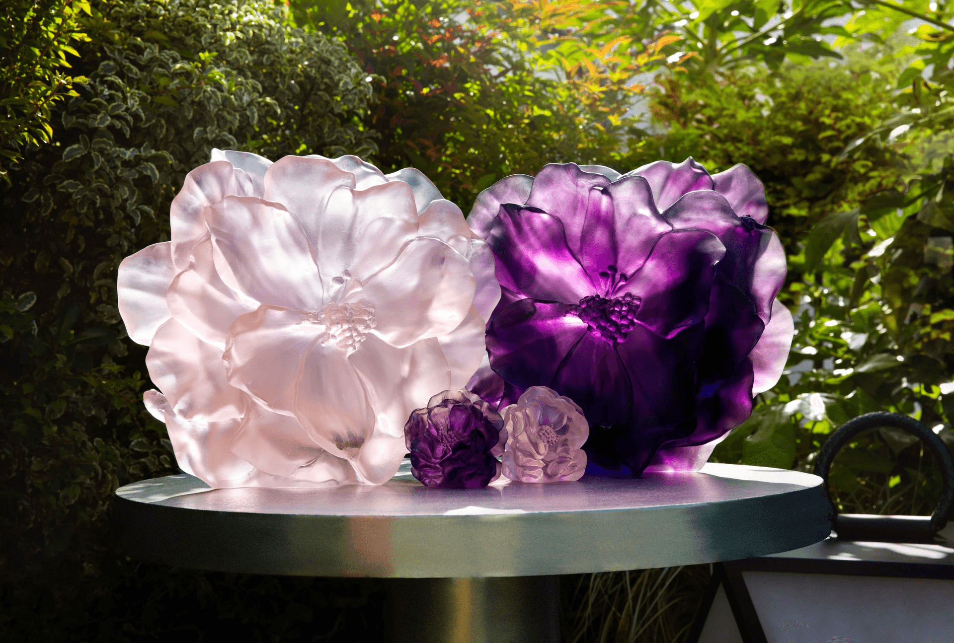 Daum, Camelia vases, Large vase, white