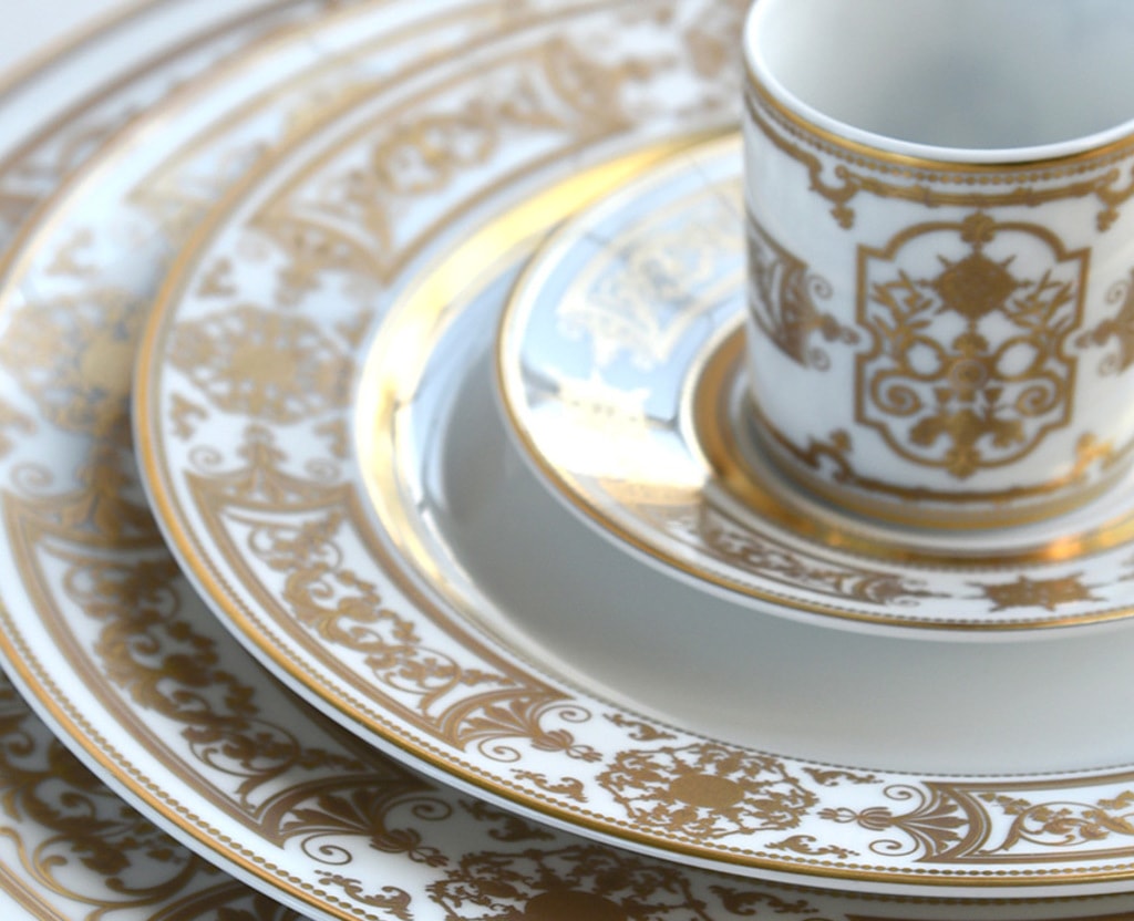Bernardaud, AUX ROIS - OR, Ad cup & saucer