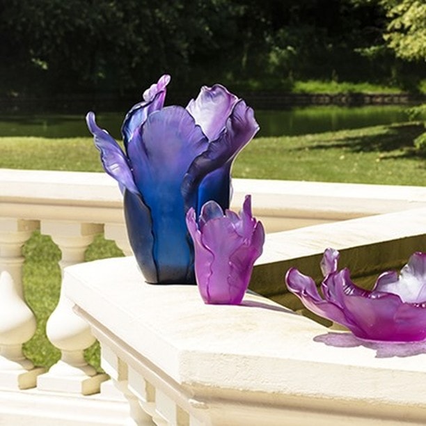 Daum, Tulipe vases, Ultraviolet vase
