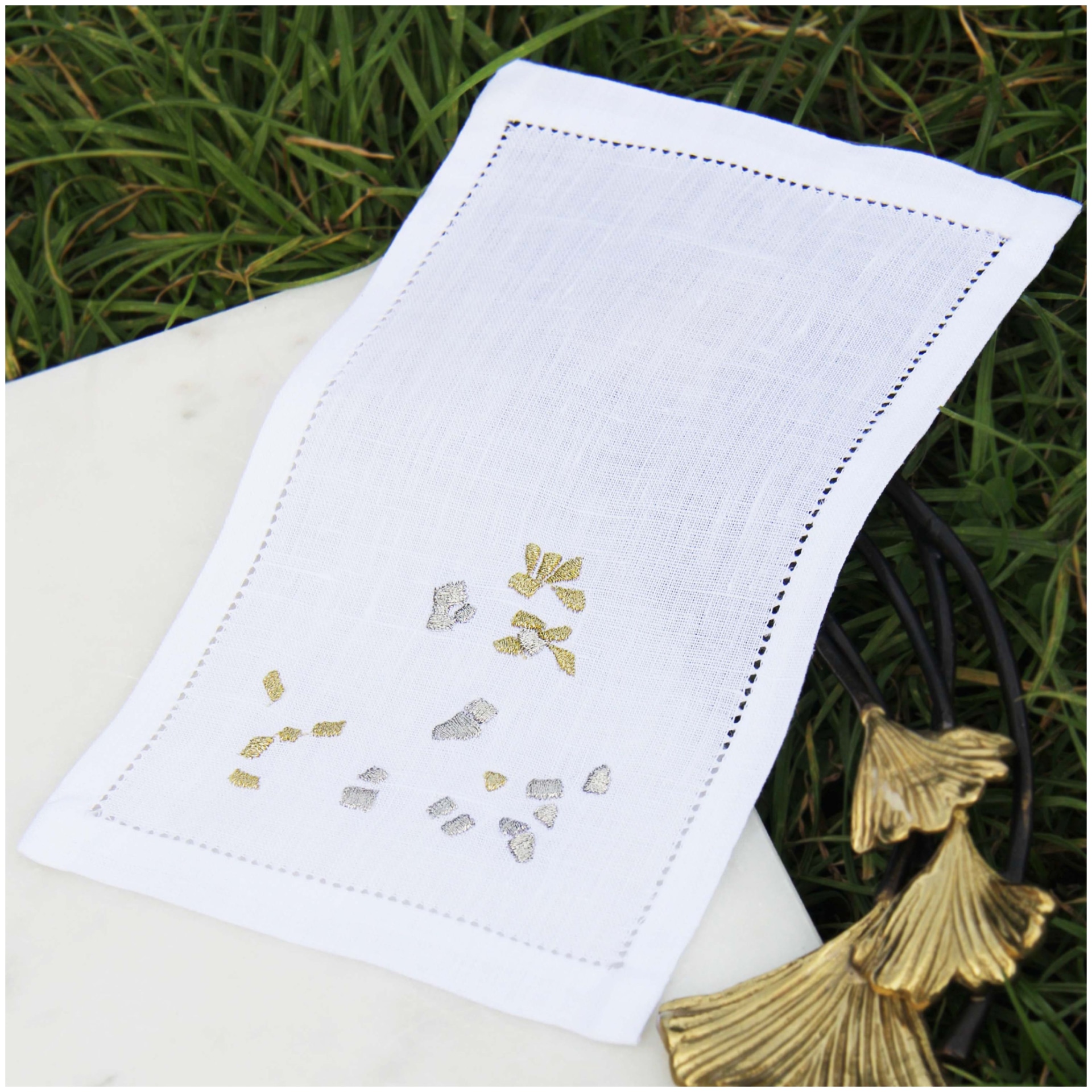 Valombreuse, Fragments table linen, Cocktail napkin, gold and silver