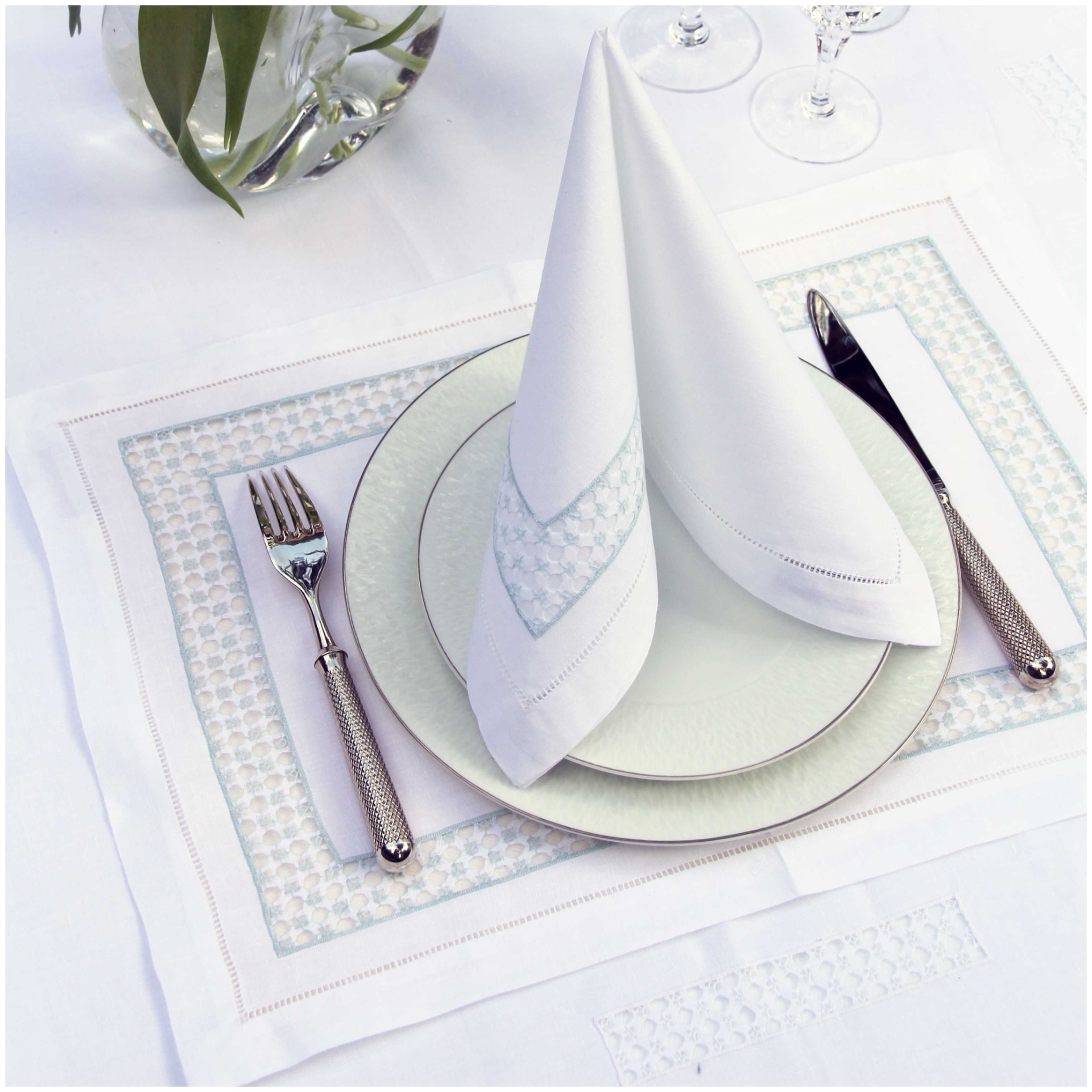 Valombreuse, Jours coco table linen, Placemat and napkin set, blue