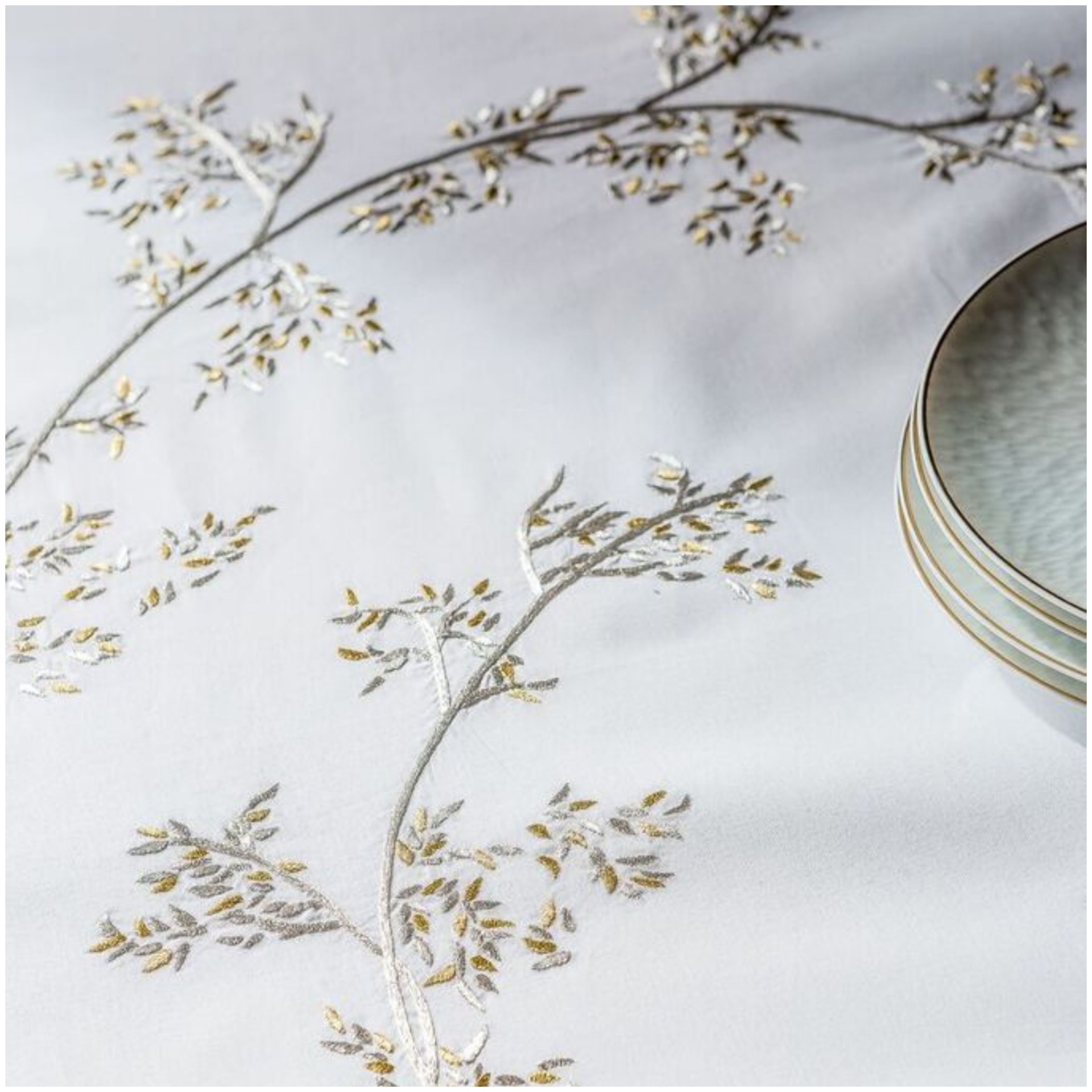 Valombreuse, Nagoya table linen, Tablecloth, rectangular