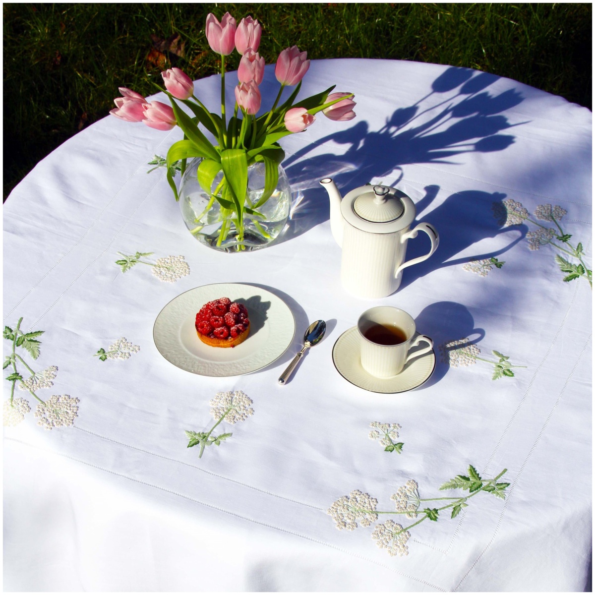 Valombreuse, Angélique table linen, Tablecloth, rectangular