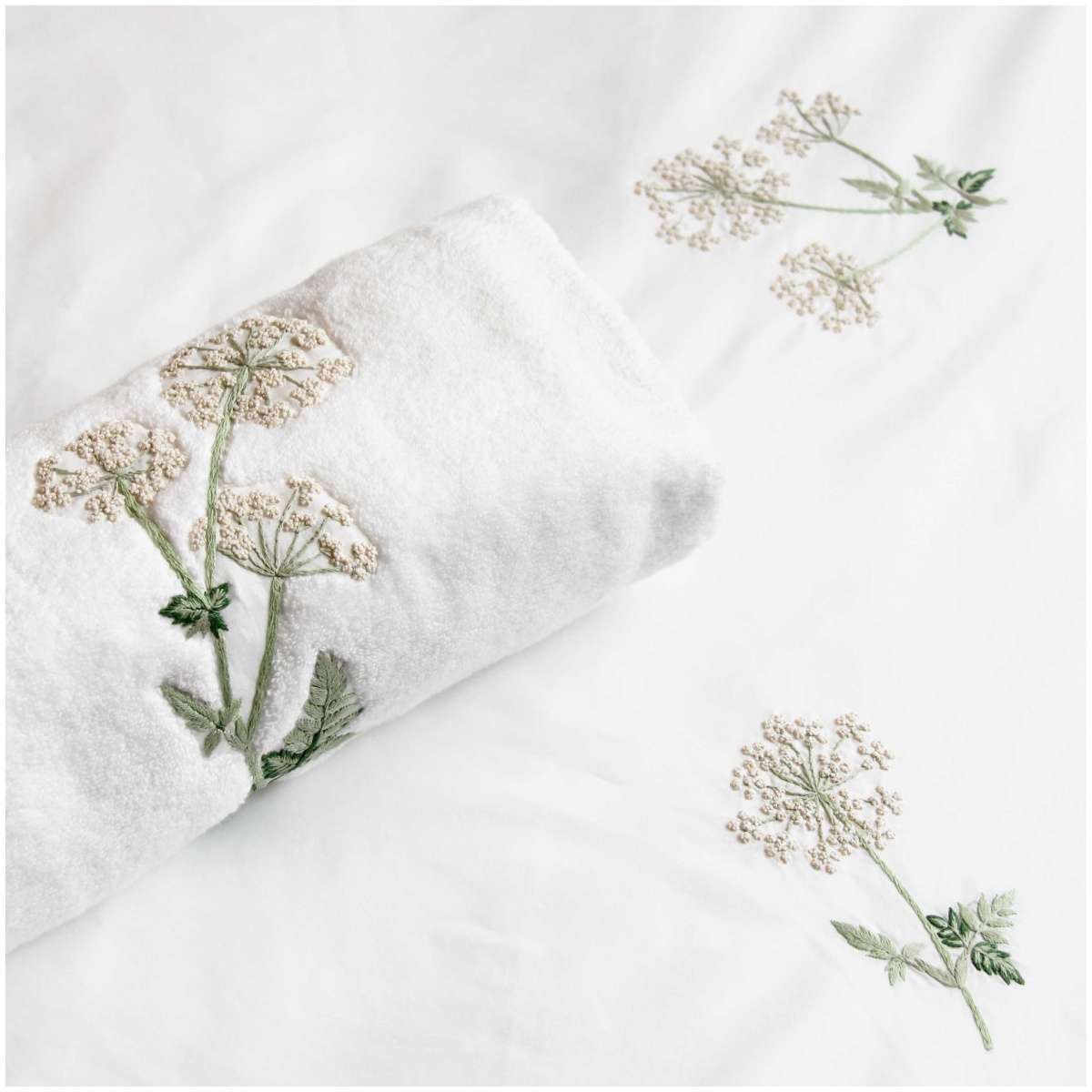 Valombreuse, Angélique bath linen, Face Towel