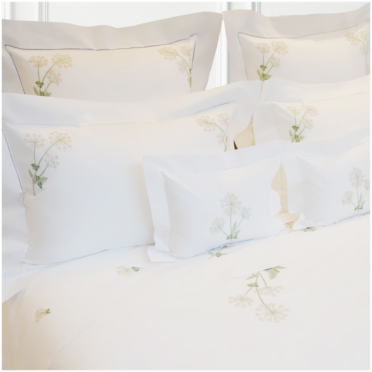 Valombreuse, Angélique bed linen, Set of 2 pillowcases, square