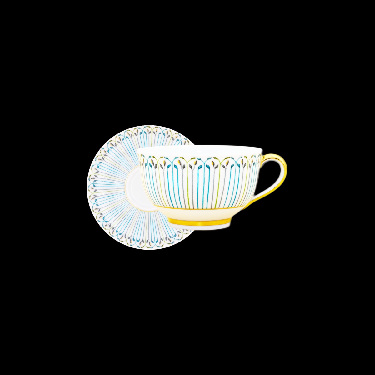 Robert Haviland & C. Parlon, Jardin de louise, Tea cup & saucer