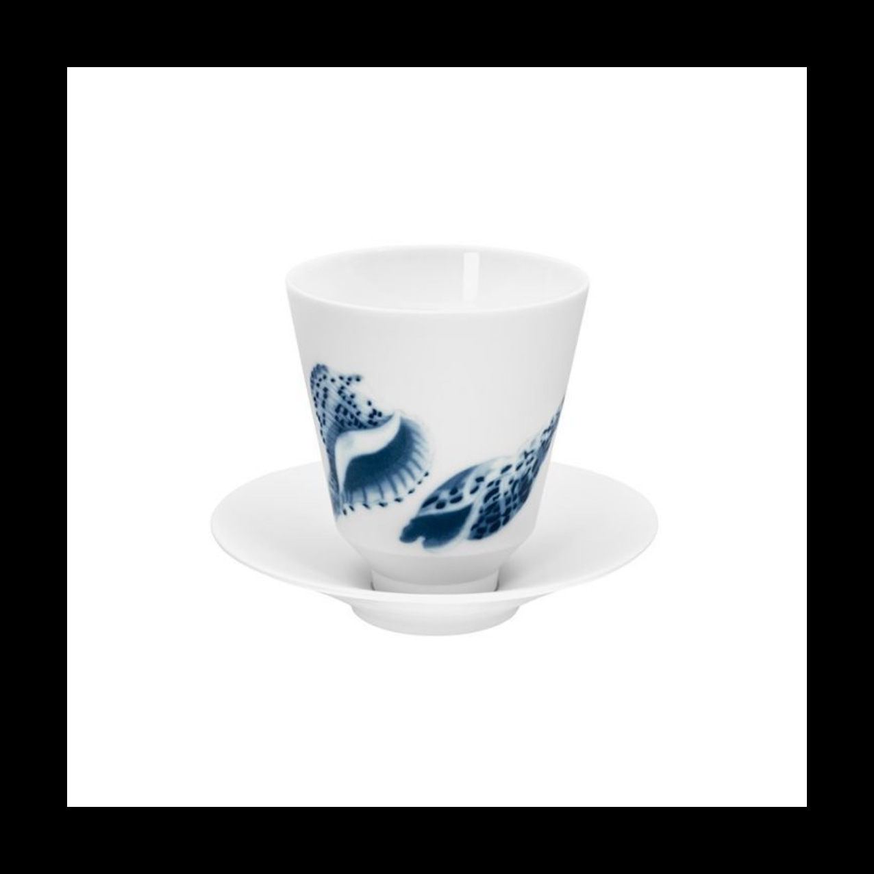 Hering Berlin, Ocean, Beaker with saucer