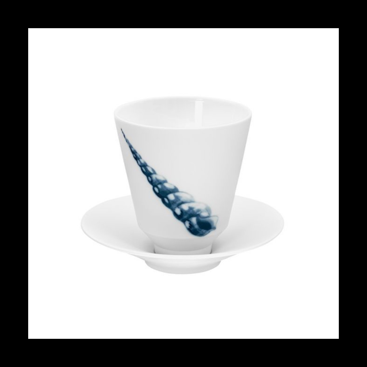 Hering Berlin, Ocean, Beaker with saucer