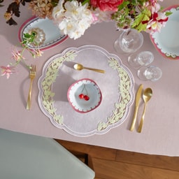 Truffle Bee Willow linen
