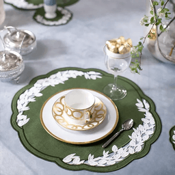 Truffle Bee Willow linen
