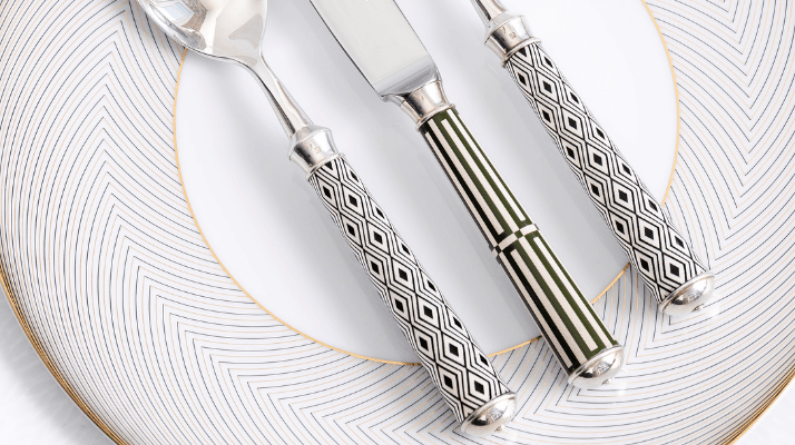 ERCUIS Arts decoratifs paquebot black cutlery ERCUIS Arts decoratifs paquebot black cutlery