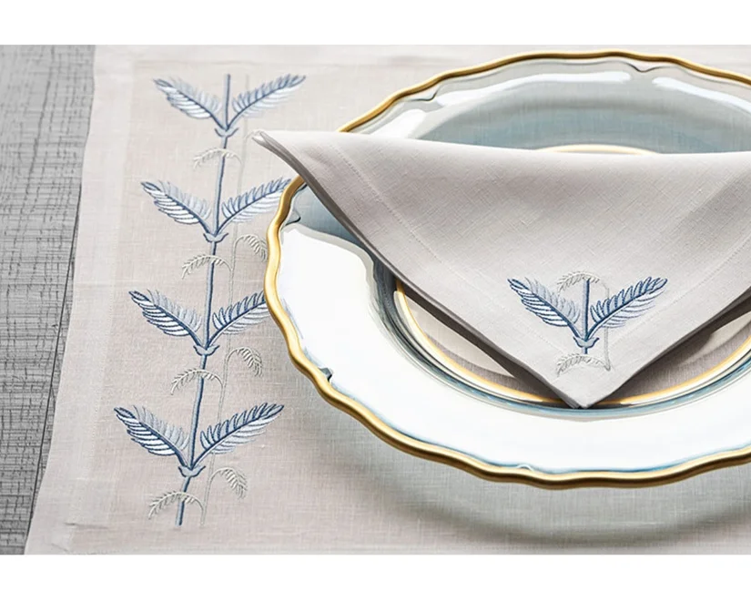 Plumes table set, Blue Plumes table set, Blue