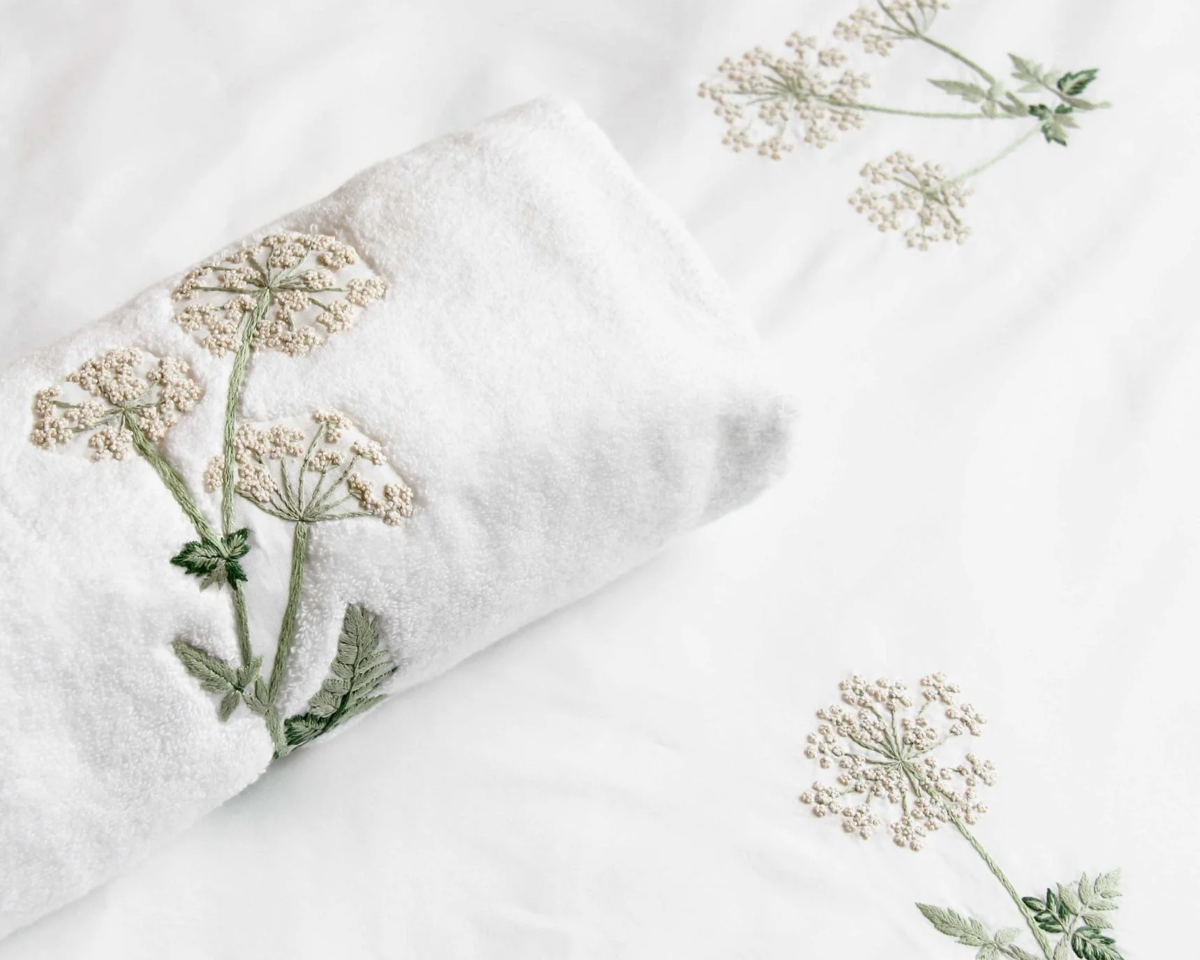 Angélique bath linen Angélique bath linen