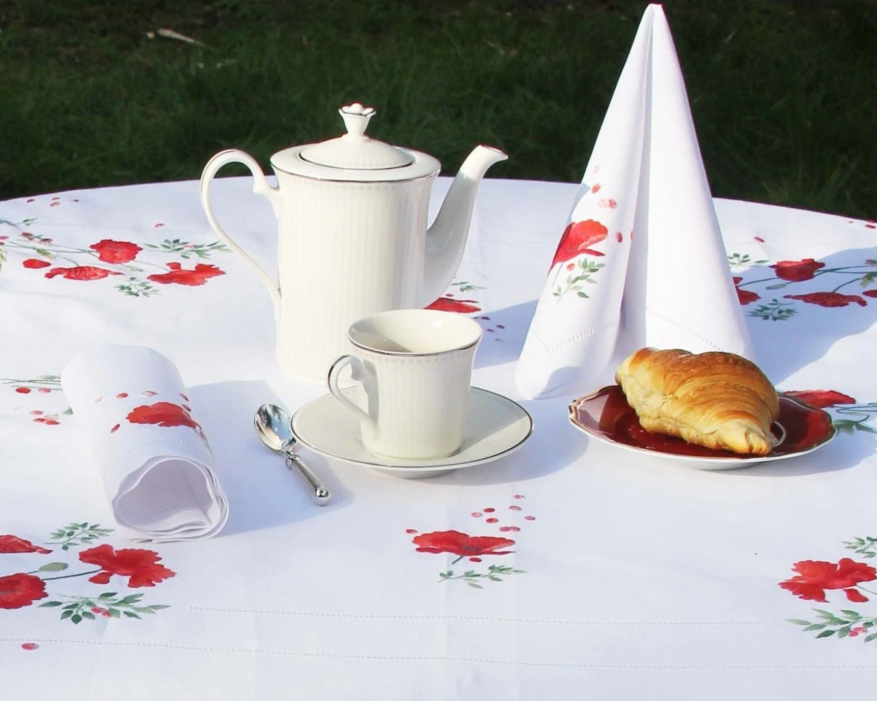 Coquelicot table linen Coquelicot table linen