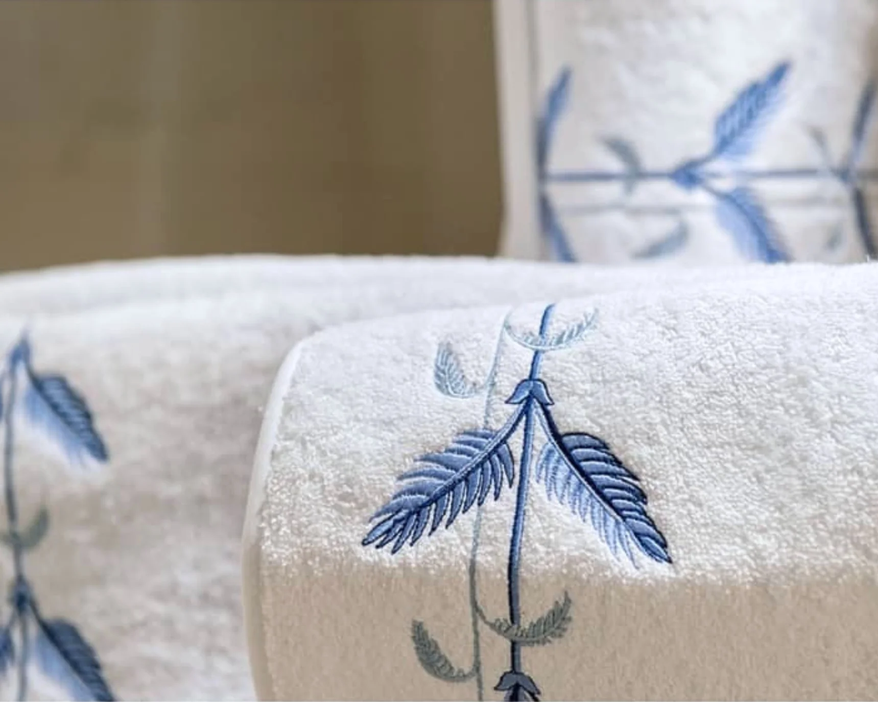 Plumes towels, Blue Plumes towels, Blue