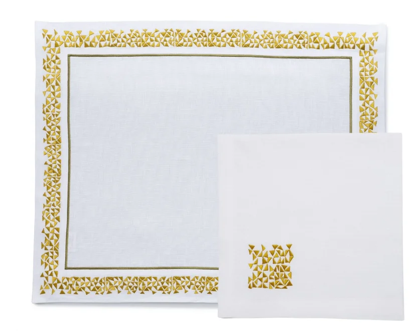 Masai table set, Olive Masai table set, Olive