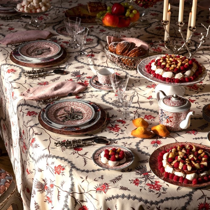 Bernardaud, Braquenié, Presentation plate