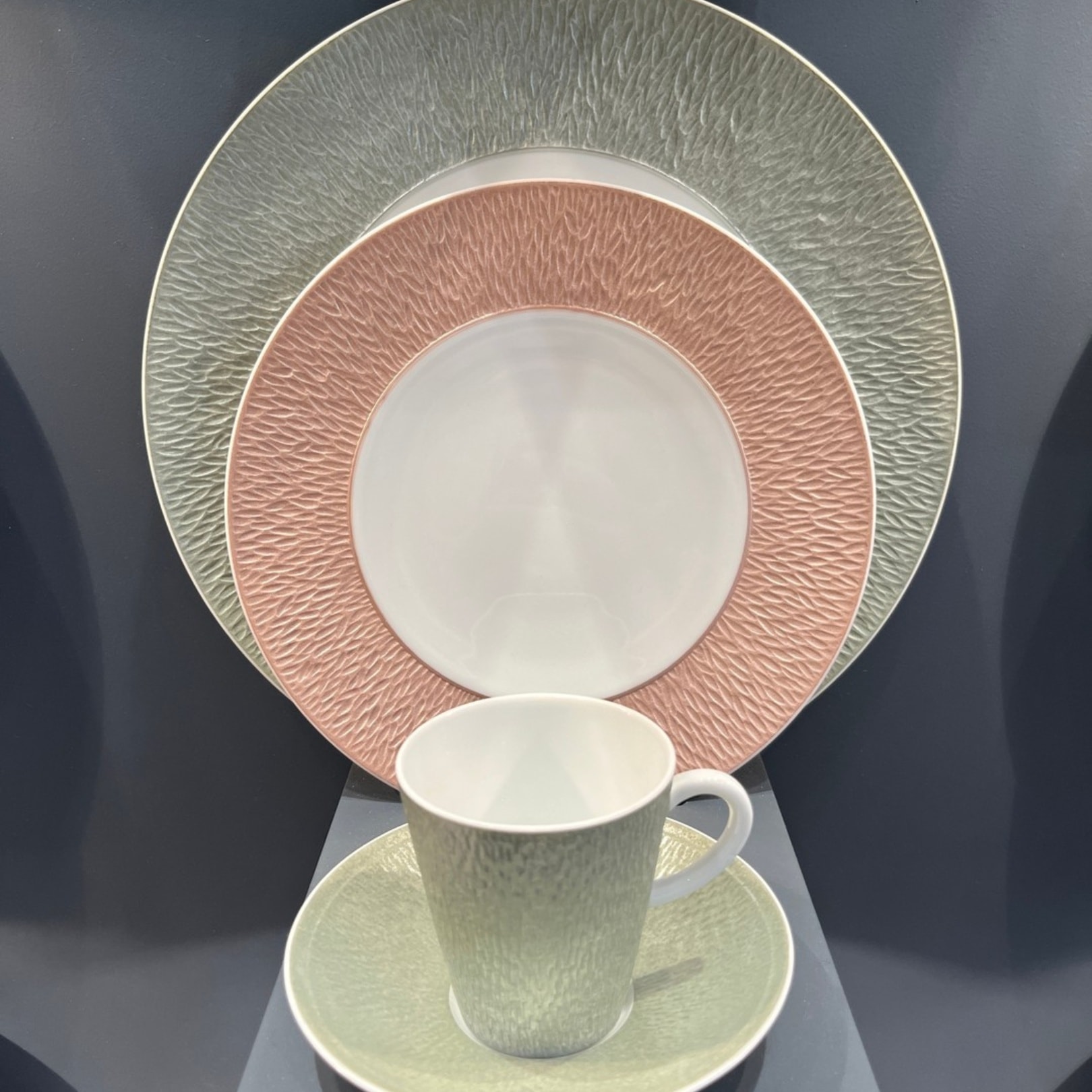 Raynaud, Minéral irisé Pearl Grey, Salt shaker