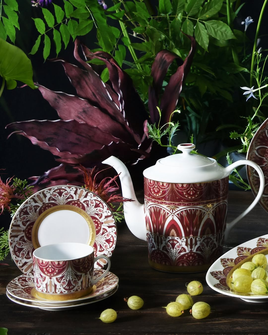 Haviland, Rêves du Nil Purple, Set of 2 coffee cups with saucers and tray