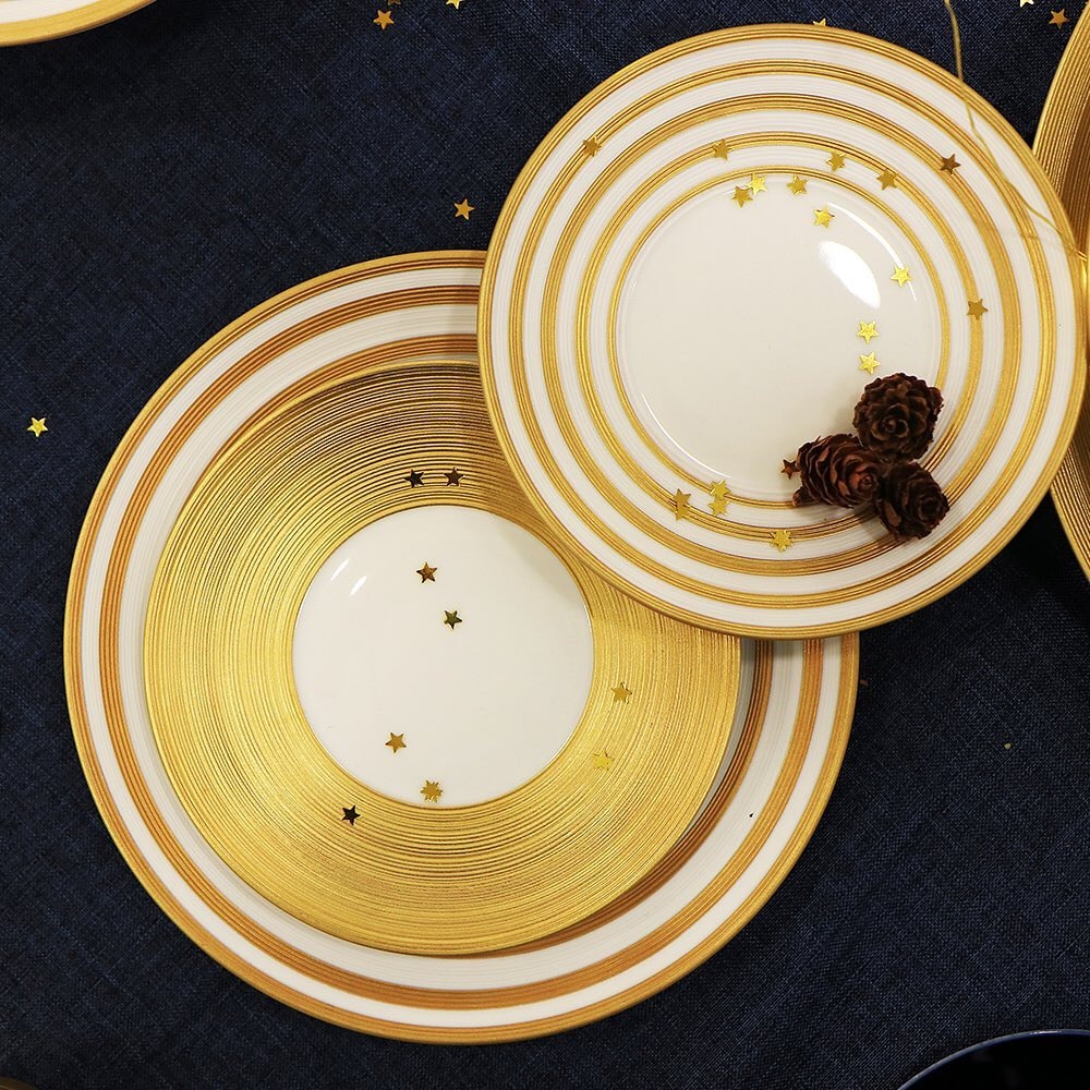 J.L Coquet, Hémisphère Gold, Breakfast saucer