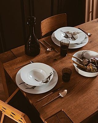 Hering Berlin, Piqueur, Pasta plate