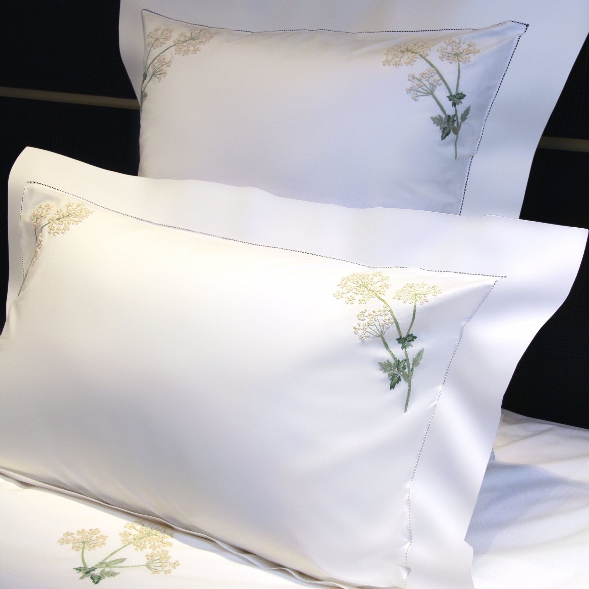 Valombreuse, Angélique bed linen, Set of 2 pillowcases, square