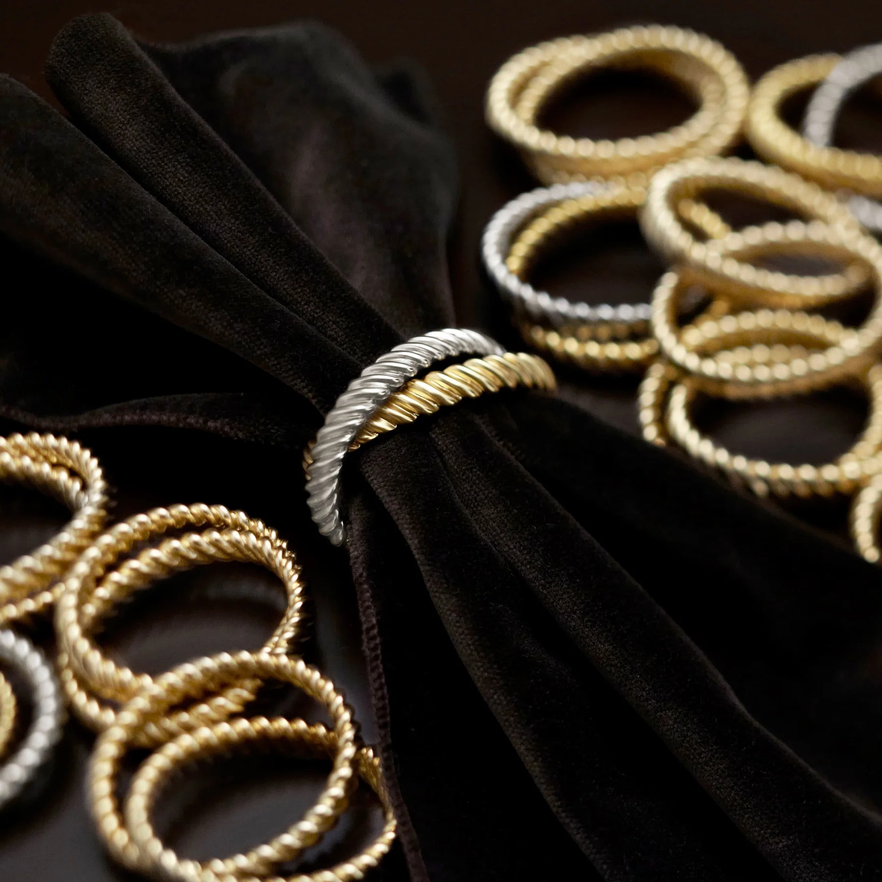 L'Objet, Napkin Jewels, Deco Twist Napkin rings, set of 4
