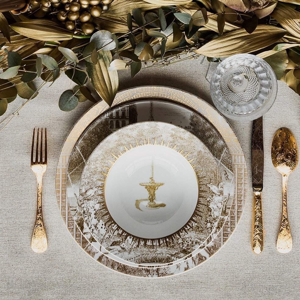 Bernardaud, Versailles Enchanté, Oval platter