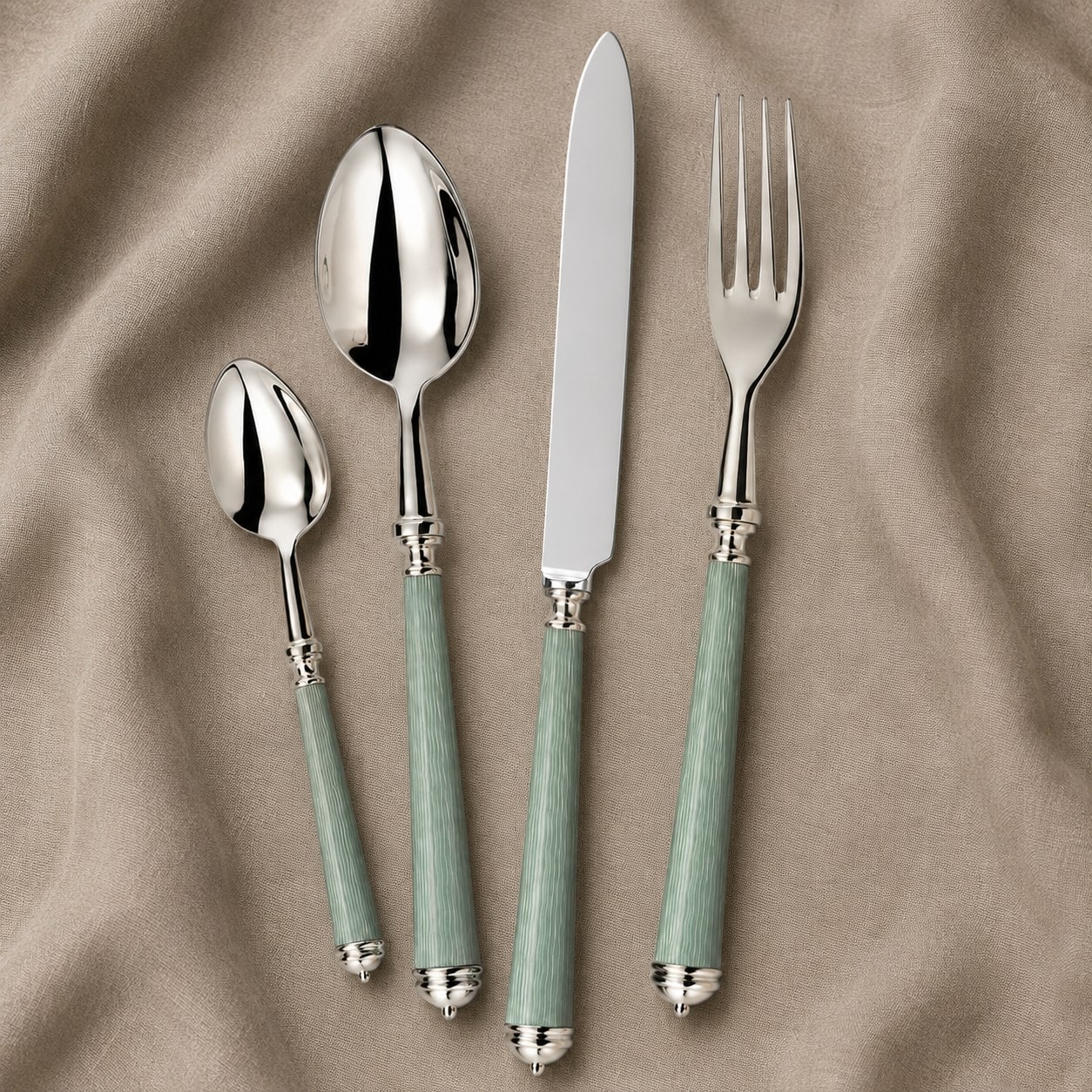 Alain Saint-Joanis, Wave almond inox, stainless steel, Dessert knife