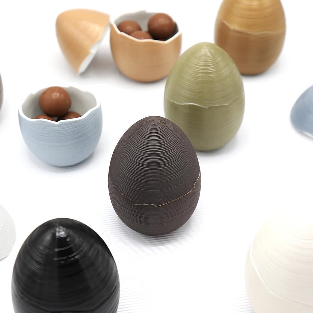 J.L Coquet, Hémisphère Kaki Green, Porcelain egg small