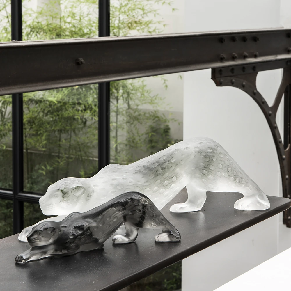 Lalique, Zeila panther sculptures, Large panther sculpture, clear