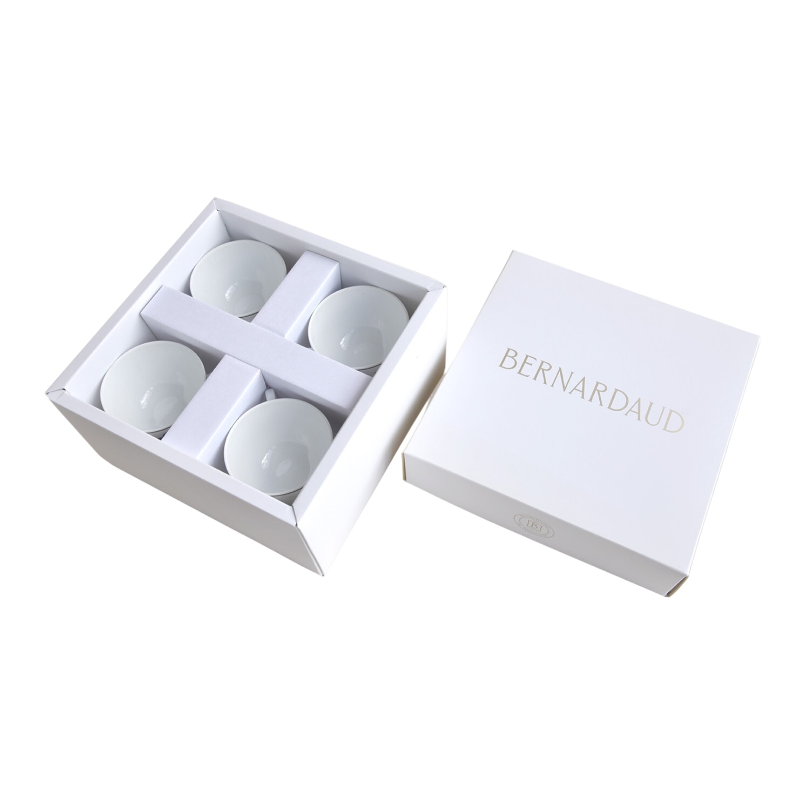 Bernardaud, Aux Oiseaux, Set of 4 tea cups and saucers